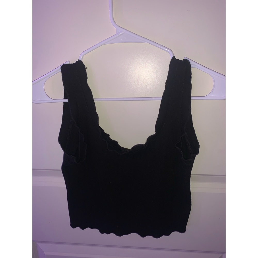 black crop top with lettuce trim